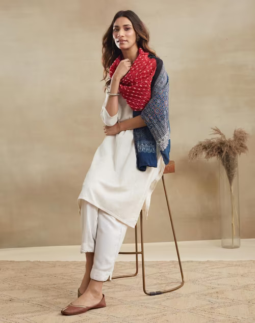 Blue Viscose Blend Bandhani Stole