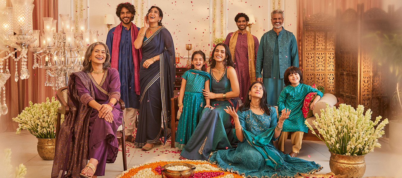 Navratri 2026 nine colours outfit guide in Fabindia kurtas and sarees